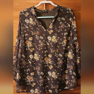 Woman's Floral Top